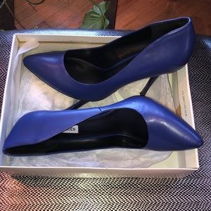 Steve Madden Women’s size 11 pointed toe heel